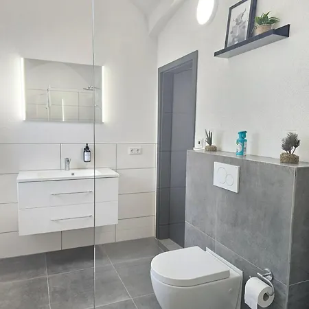 Design I Gewoelbe I Sanierter Pferdestall I Europapark I Boxspring I Terrasse I Parkplatz