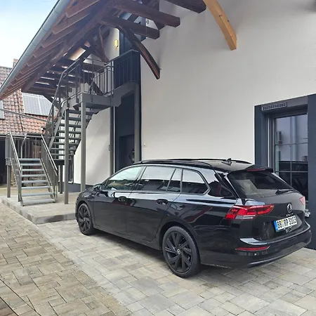 아파트 Design I Gewoelbe I Sanierter Pferdestall I Europapark I Boxspring I Terrasse I Parkplatz *